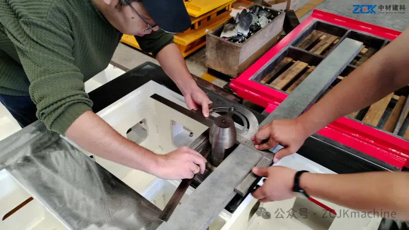 A ZCJK nagy pontosságú egyedi formákat szállít szaúdi ügyfeleknek